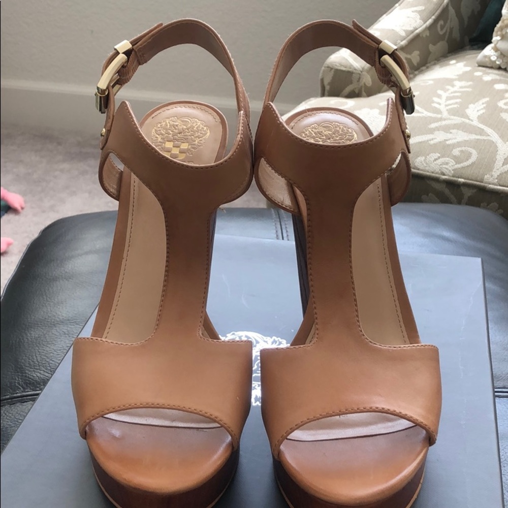 Vince Camuto wedge